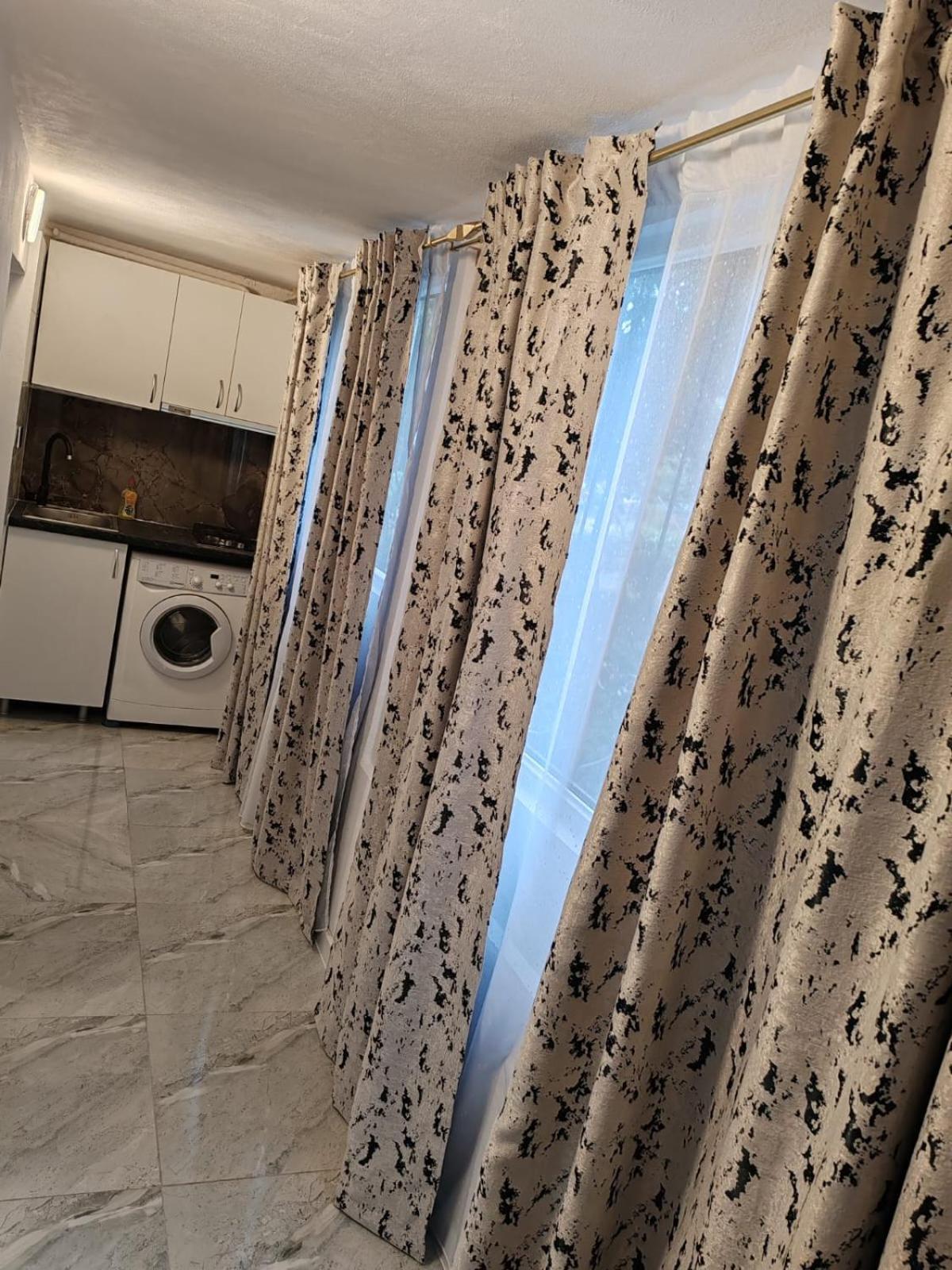Garsoniera G3 Apartment Craiova Exterior foto